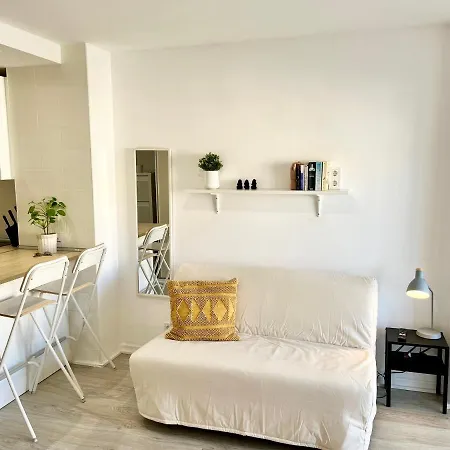 Apartment Cozy Near The *